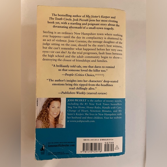 Nineteen Minutes By Jodi Picoult. Paper back book. - Picture 2 of 4